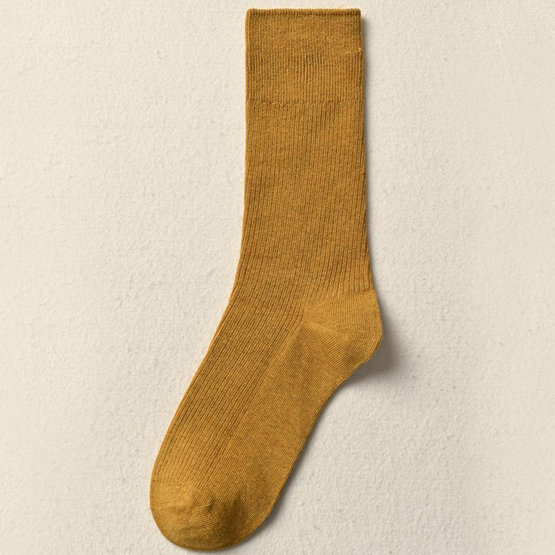 Šukuotos medvilnės kojinės – patogios, megztos, kvėpuojančios ir atsparios dėvėjimuisi