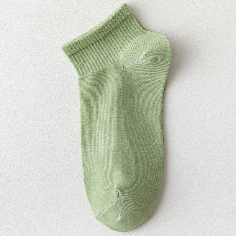 Vasaros moteriškos „boat“ kojinės – plonos, kvėpuojančios ir diskretiškos